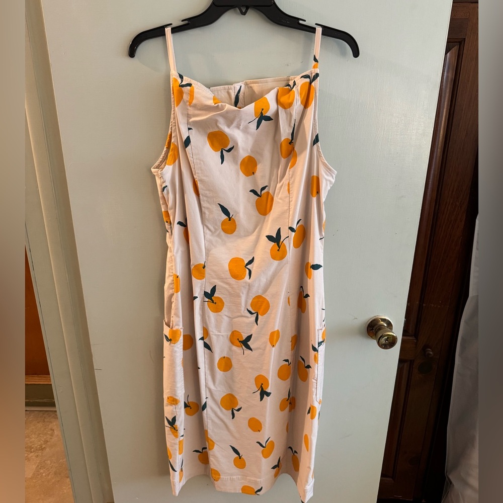 Dylan Mierzwinski The Dylan Mierzwinski Colette Midi Dress - Picture 2 of 4